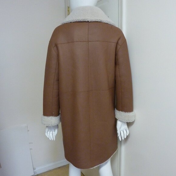 HiSO Gyro Reversible Genuine Shearling & Leather Coat - Picture 10 of 16